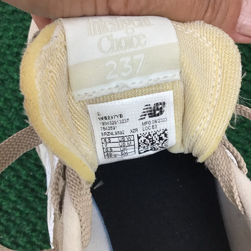 New Balance 237 Beige Shoes Womens 8.5 Classic Sneakers - Picture 10 of 10